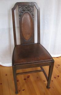 Restaurierter Stuhl
